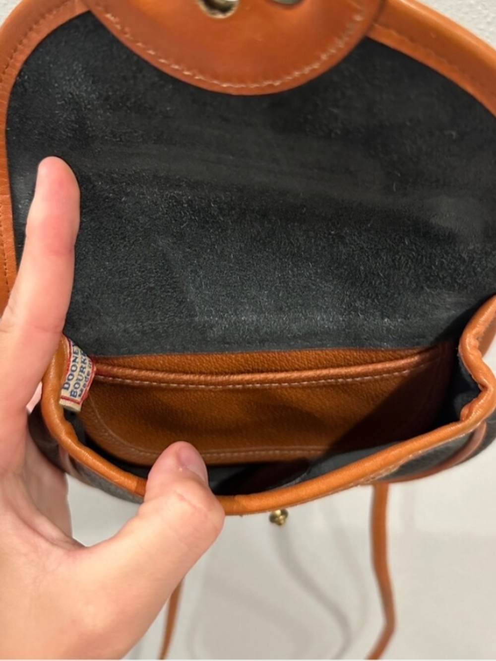 Vintage Dooney & Bourke Black Pebble - Picture 2 of 6